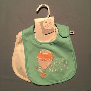 New Carter’s Hot Air Balloon Bib Set
